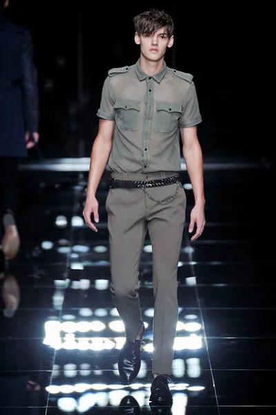 Look 31